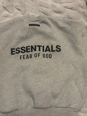Fear of God Essentials Crewneck Sweatshirt Gray Youth Medium Logo Pullover